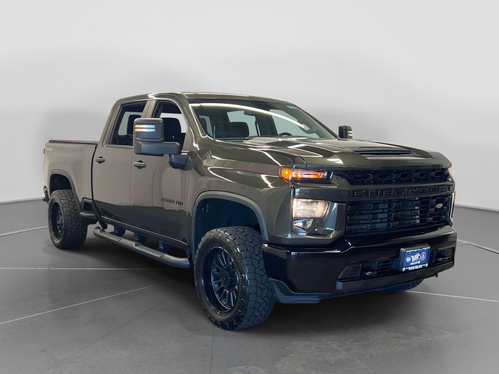 2023 Chevrolet Silverado 2500HD Custom — photo 1 of 31
