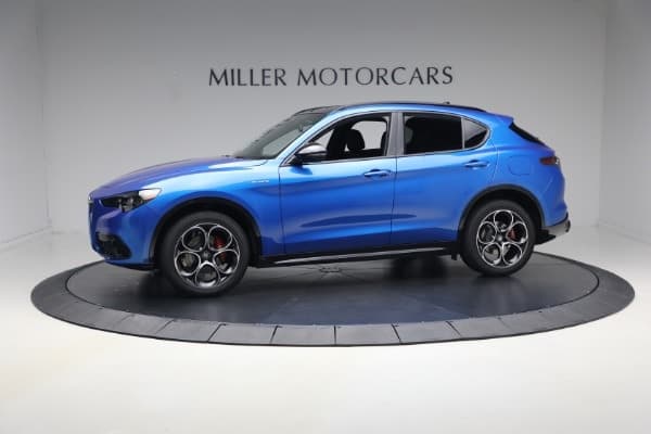 2026 Alfa Romeo Stelvio AWD — photo 1 of 38