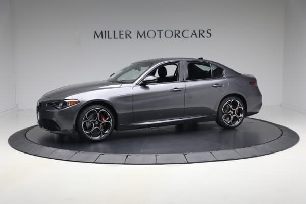 2026 Alfa Romeo Giulia AWD — photo 1 of 37
