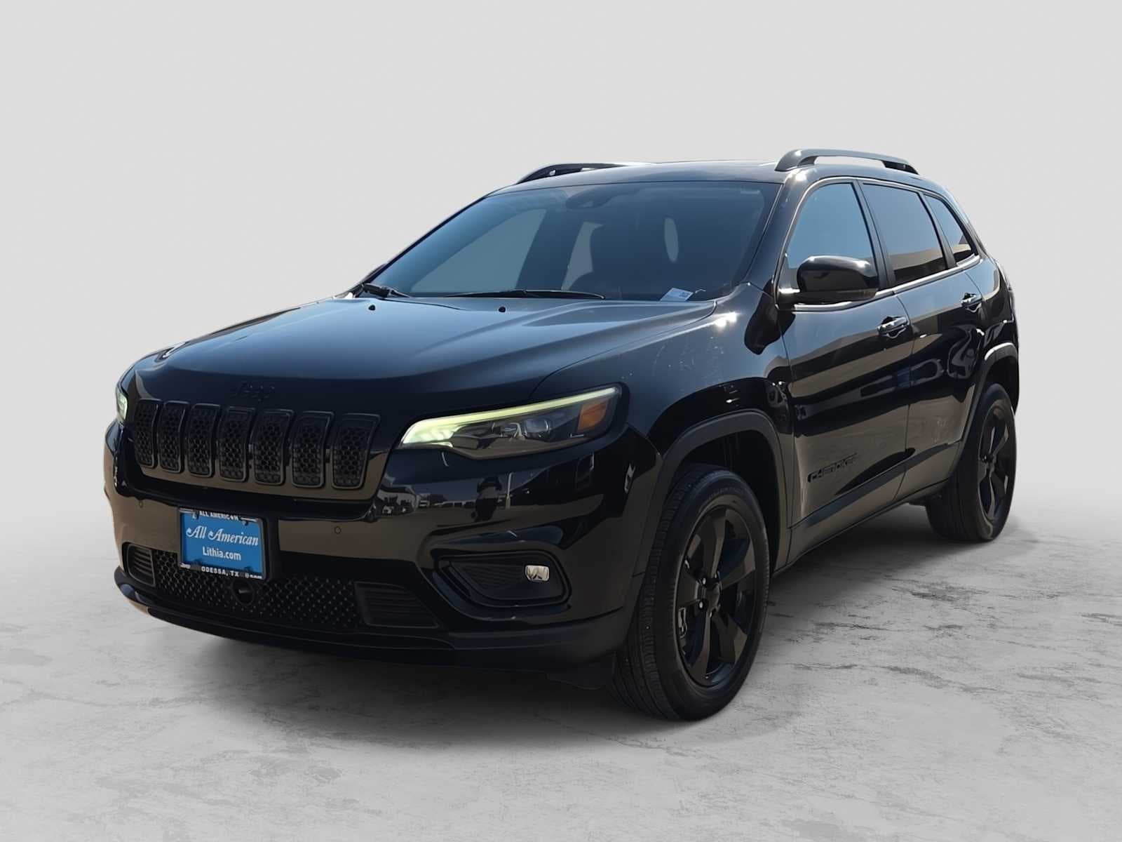2023 Jeep Cherokee Altitude Lux — photo 1 of 25