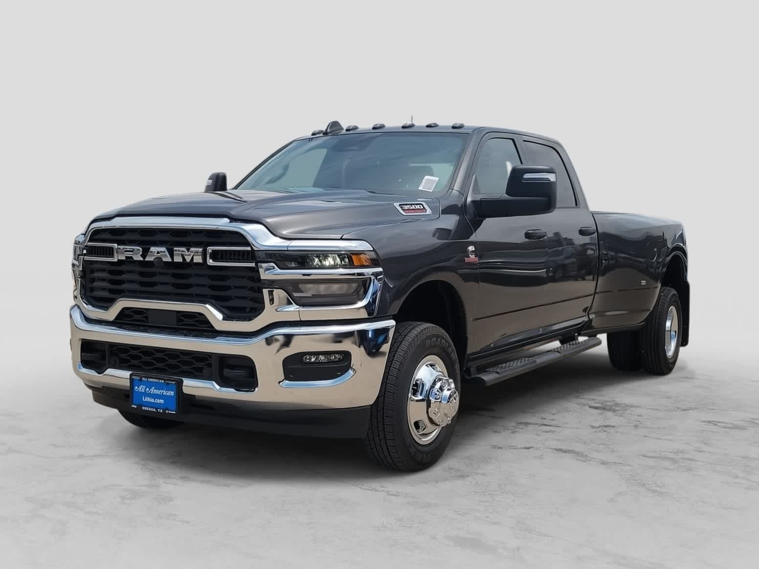 2026 RAM 3500 TRADESMAN CREW CAB 4X4 8' BOX — photo 1 of 25