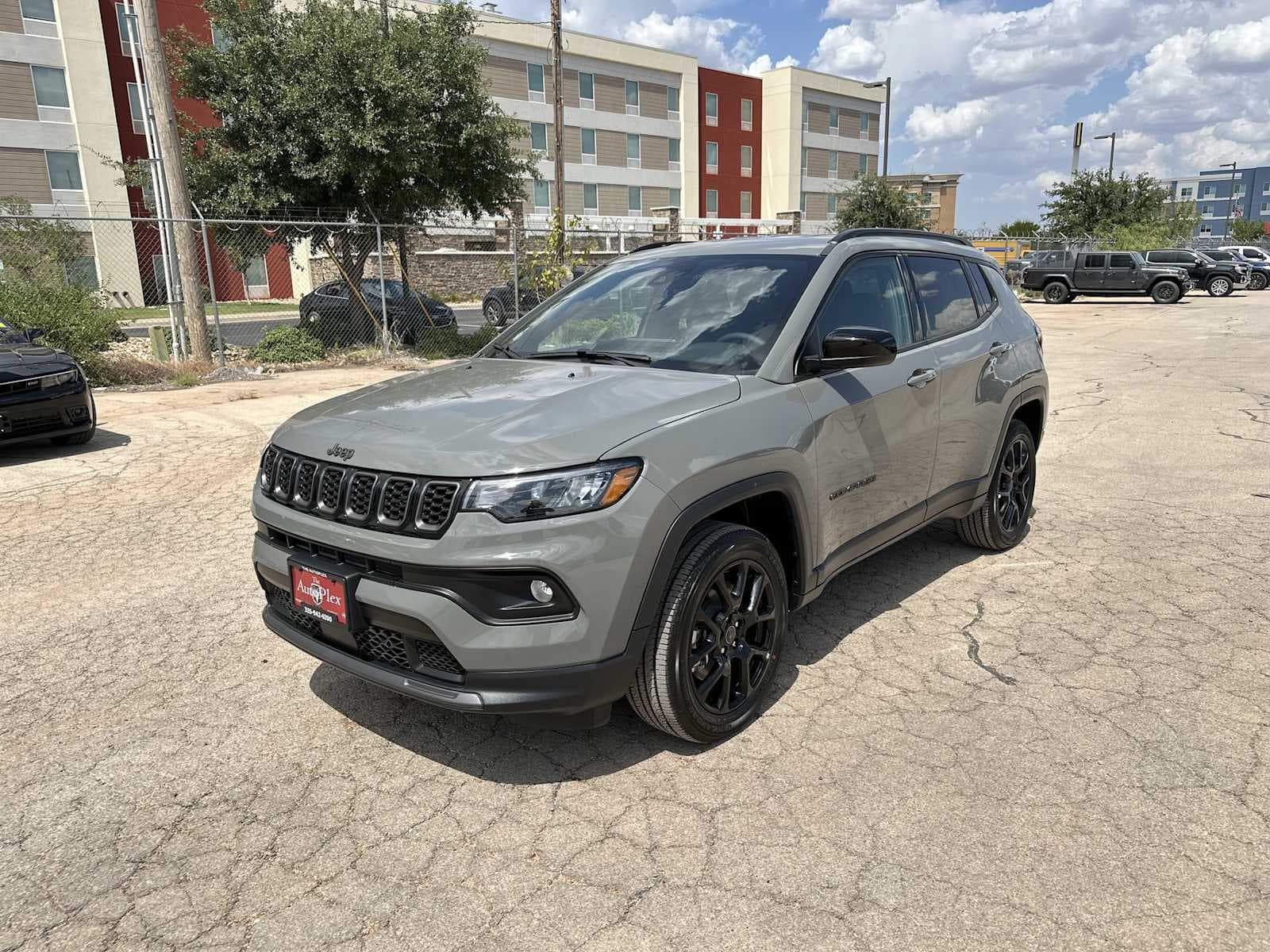 2026 Jeep Compass Latitude Altitude — photo 1 of 29