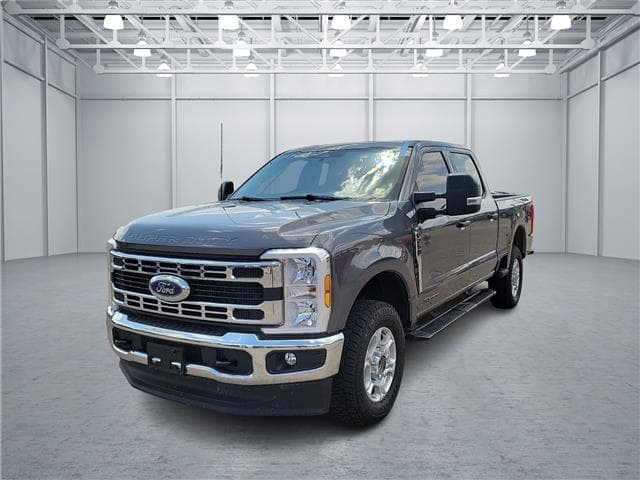 2025 Ford Super Duty F-250 SRW XLT — photo 1 of 20