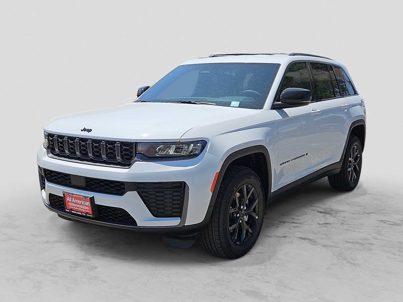 2026 Jeep Grand Cherokee LAREDO ALTITUDE 4X4 — photo 1 of 34