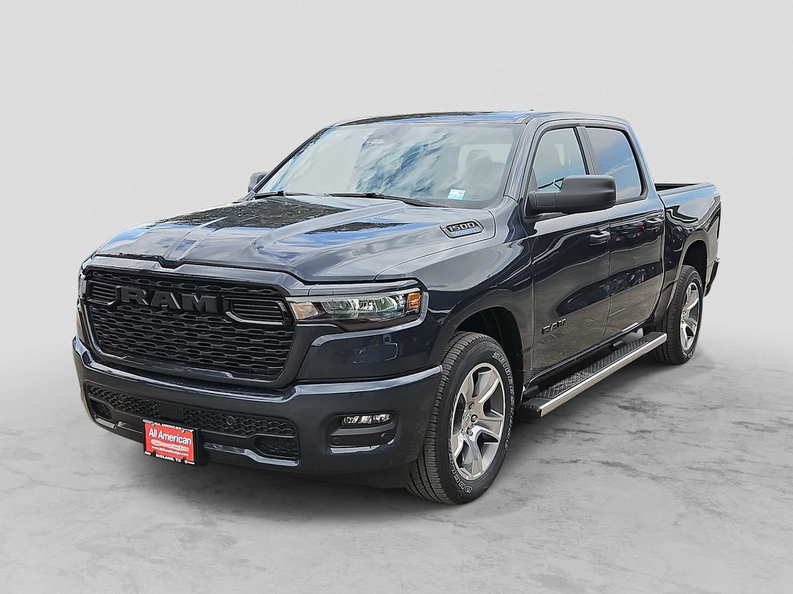 2026 RAM 1500 EXPRESS CREW CAB 4X2 5'7 BOX — photo 1 of 34