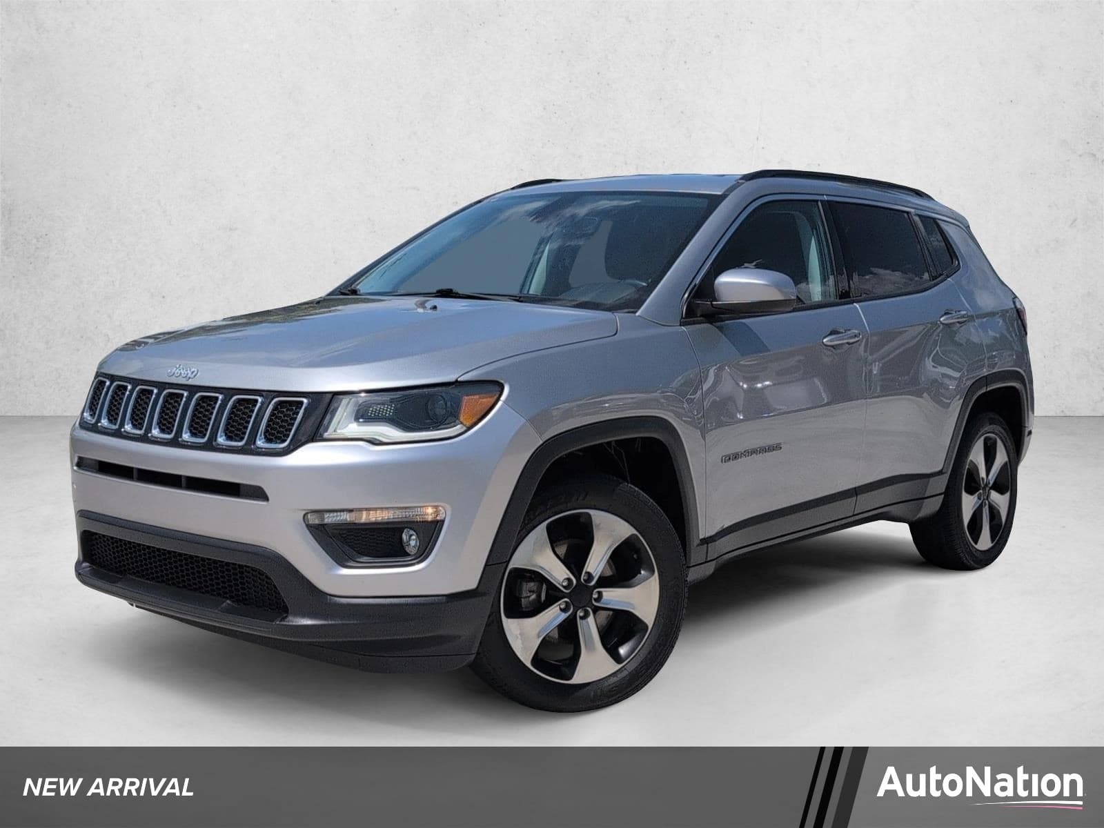2020 Jeep Compass Latitude — photo 1 of 30