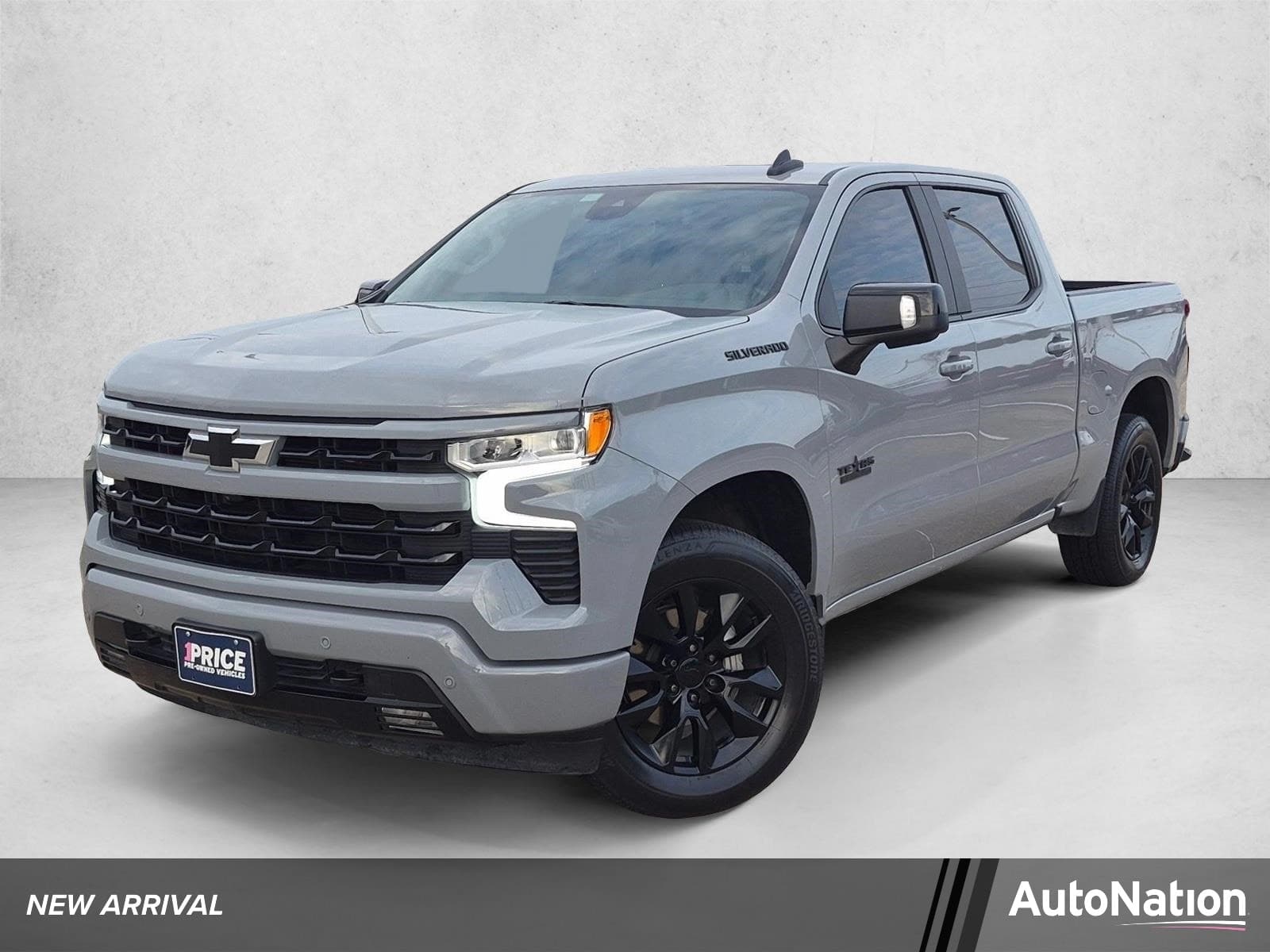 2024 Chevrolet Silverado 1500 RST — photo 1 of 19