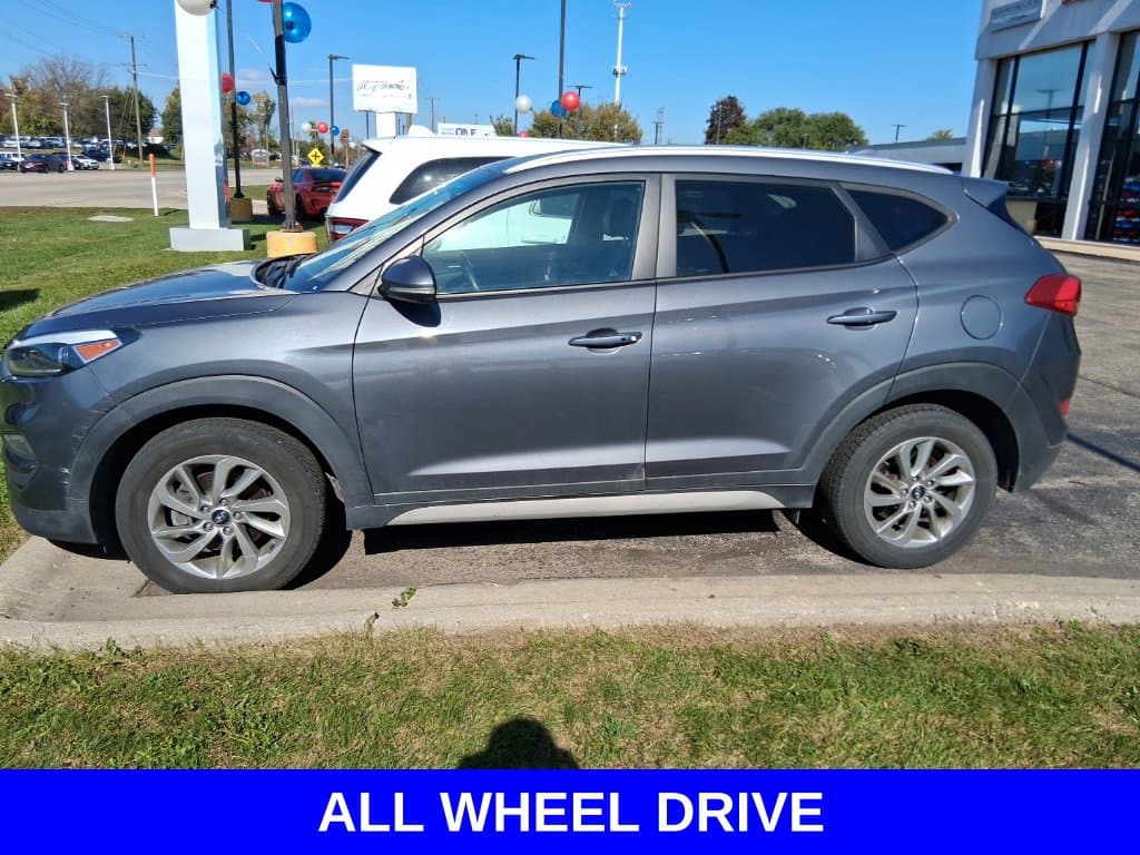 2018 Hyundai Tucson SEL Plus — photo 1 of 3