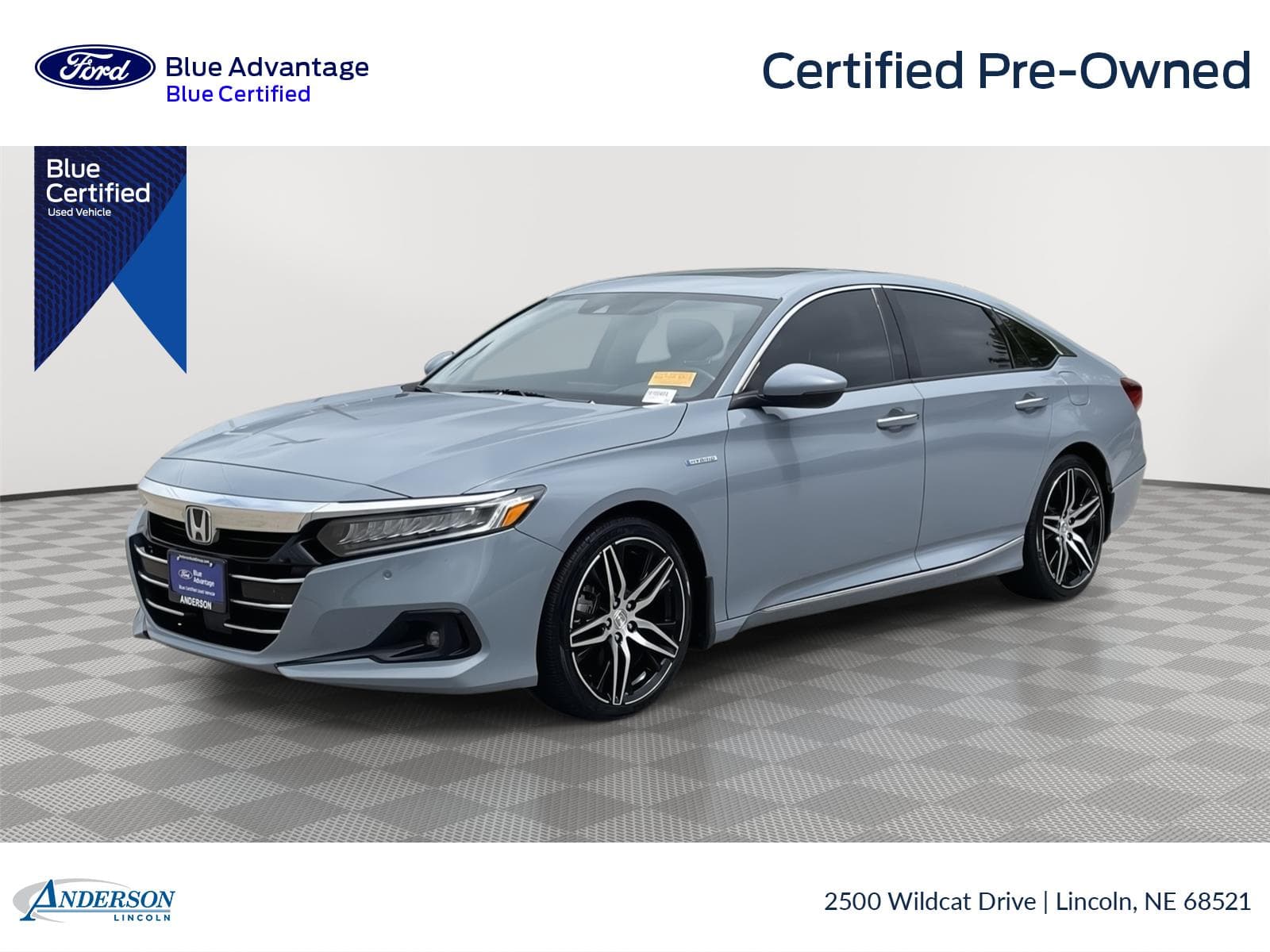 2022 Honda Accord Hybrid Touring — photo 1 of 39