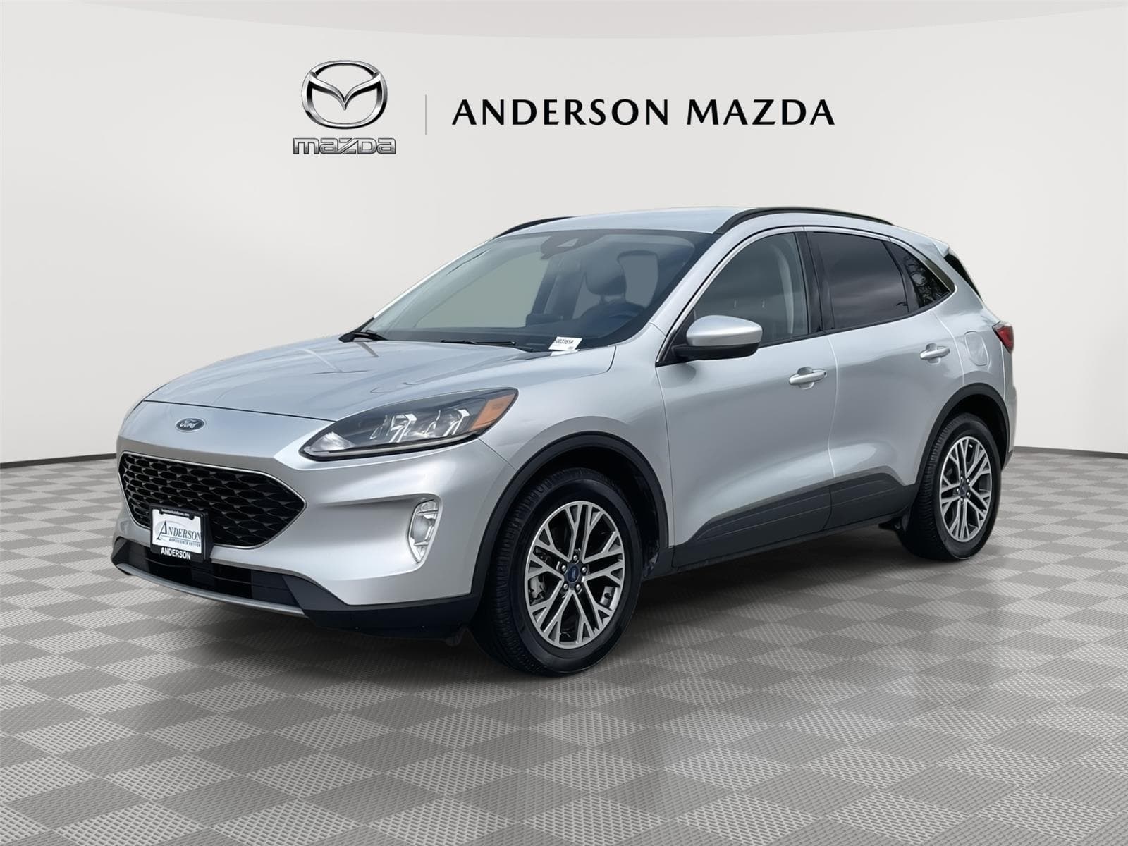 2020 Ford Escape SEL — photo 1 of 37