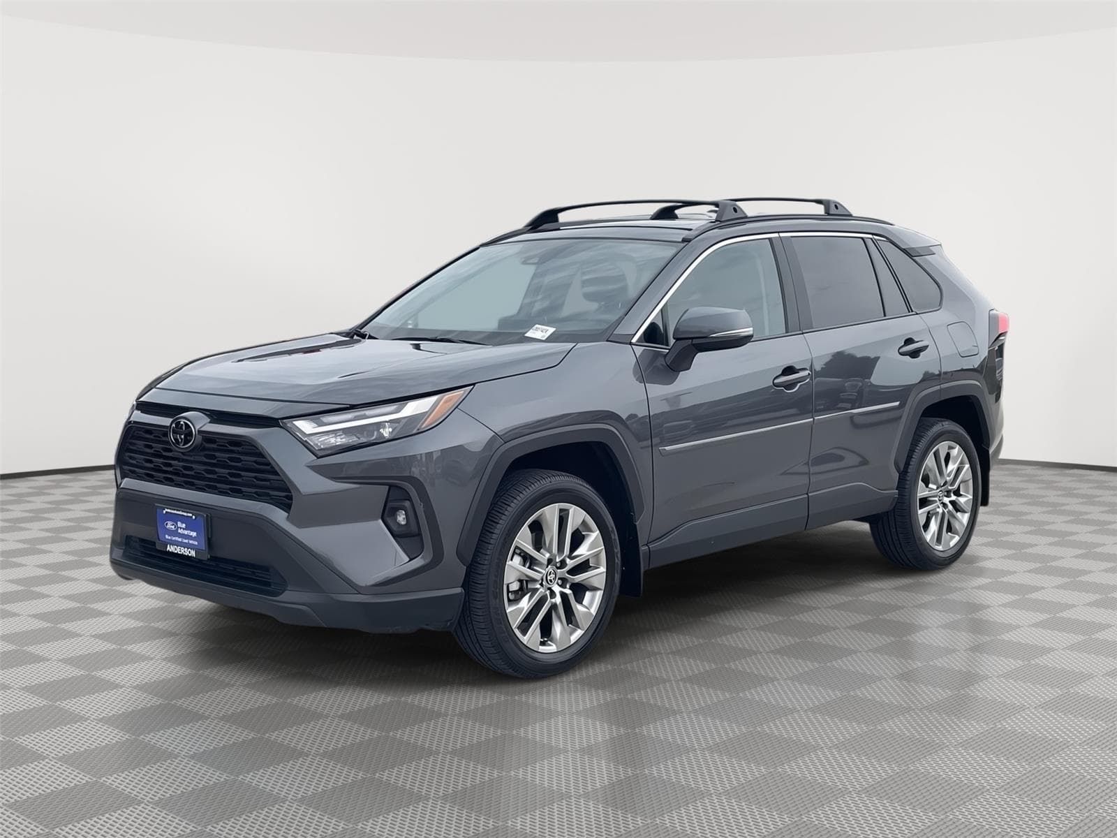 2023 Toyota RAV4 XLE Premium — photo 1 of 39