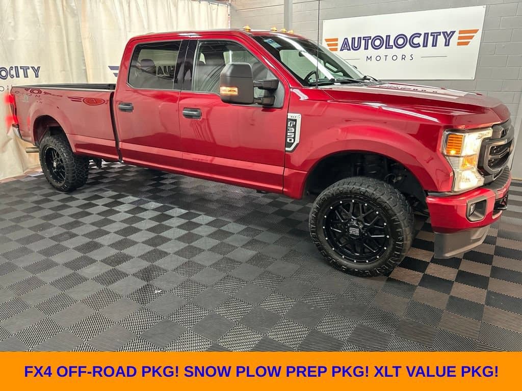 2022 Ford F-350 XLT — photo 1 of 36