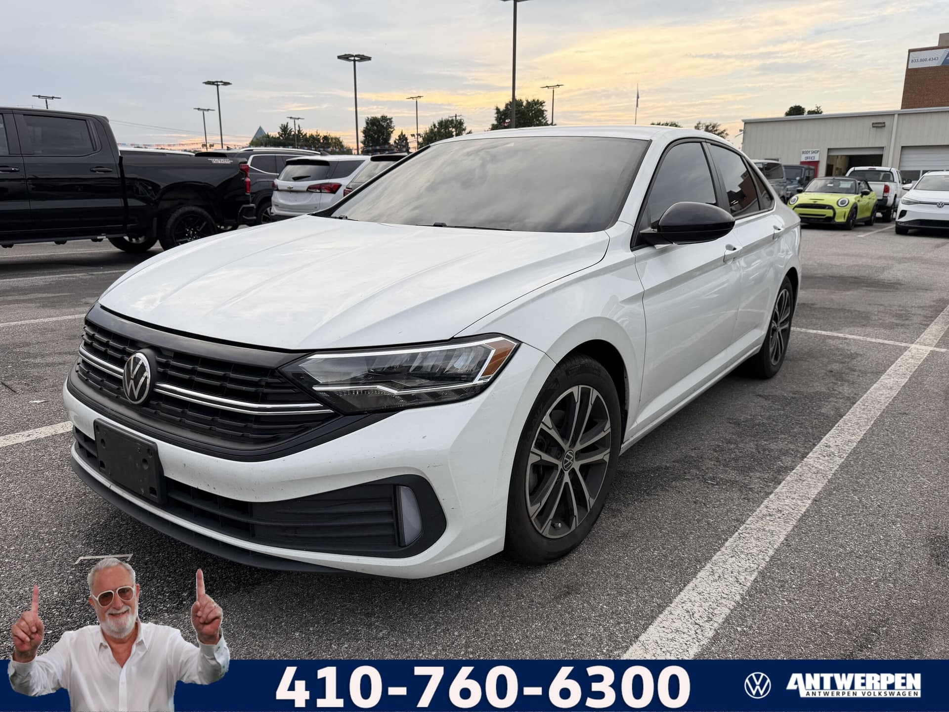 2024 Volkswagen Jetta Sport — photo 1 of 9