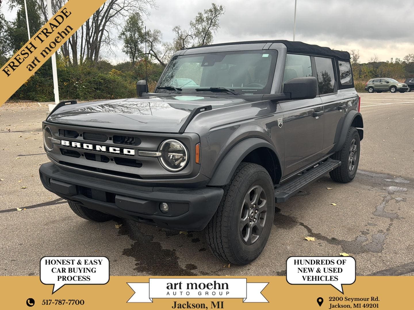 2022 Ford Bronco Base — photo 1 of 14