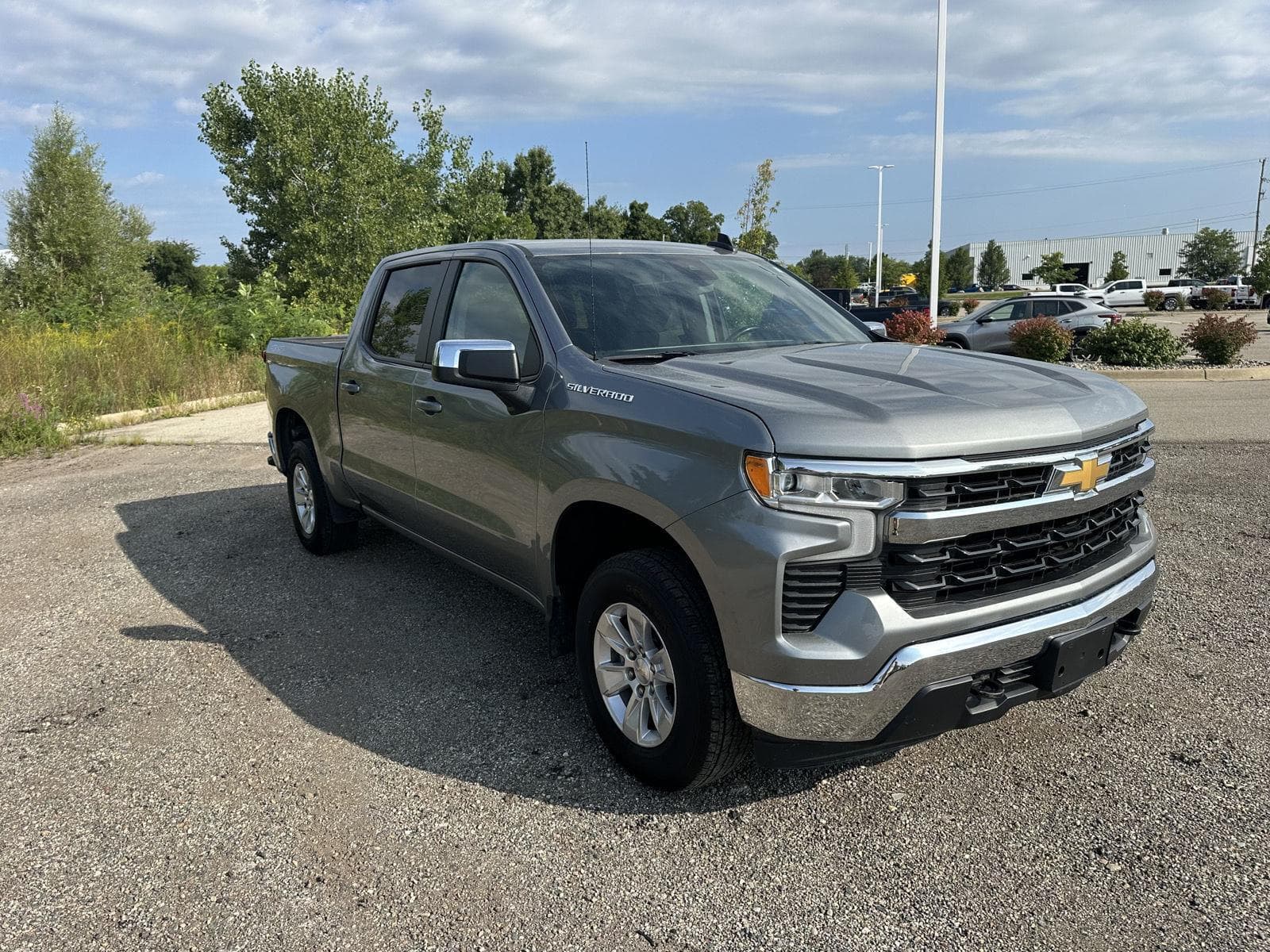 2023 Chevrolet Silverado 1500 LT — photo 1 of 35