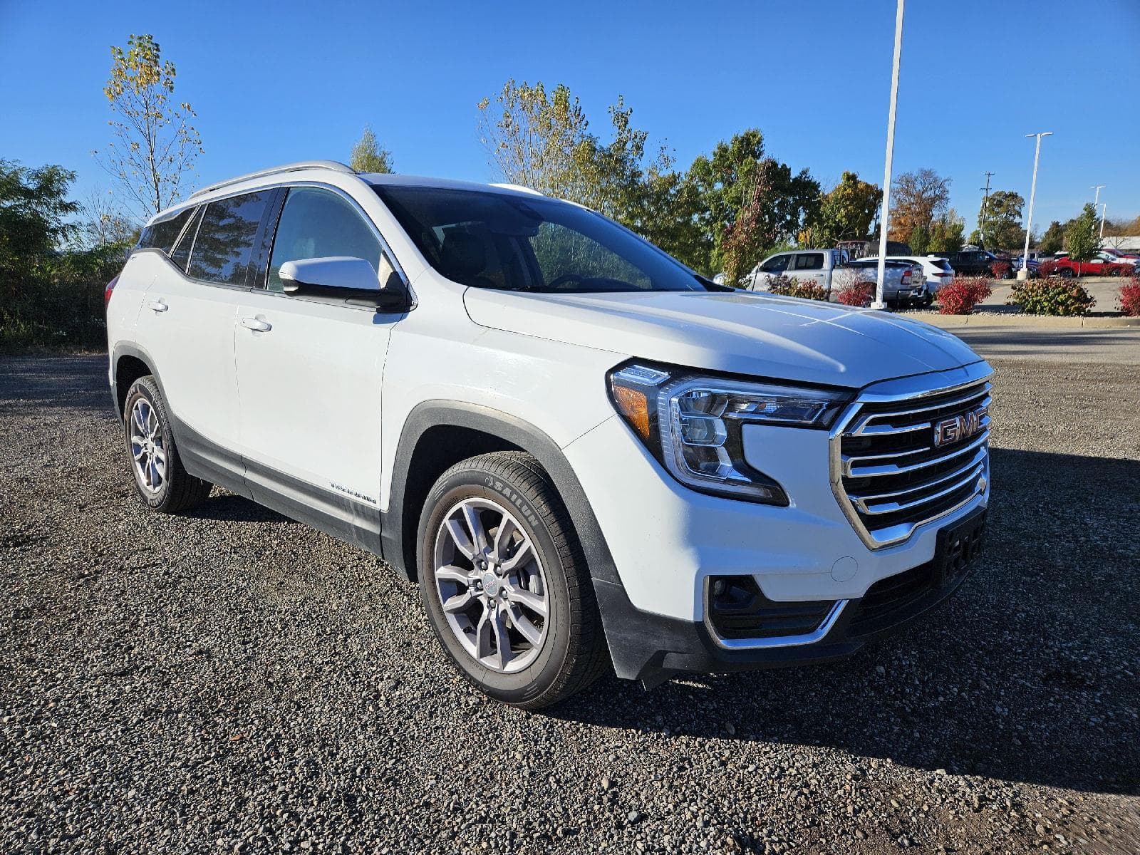 2024 GMC Terrain SLT — photo 1 of 33