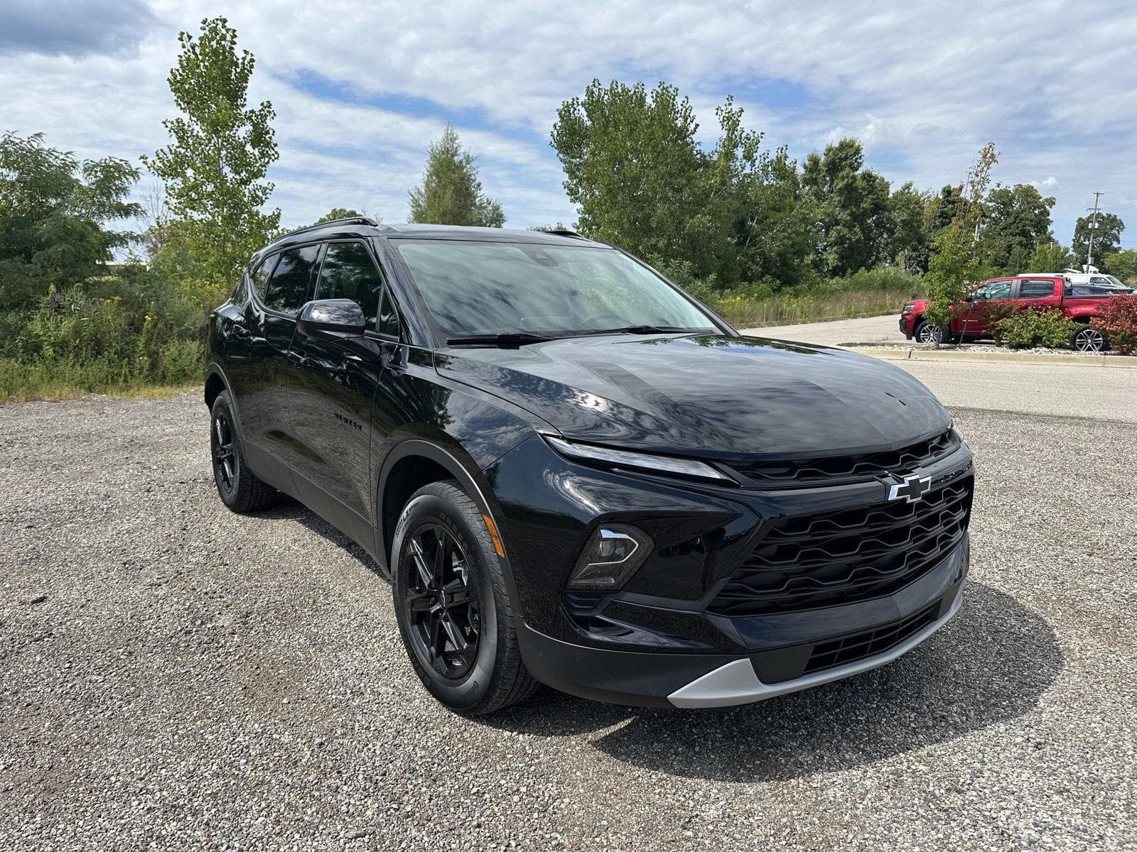 2023 Chevrolet Blazer LT — photo 1 of 38