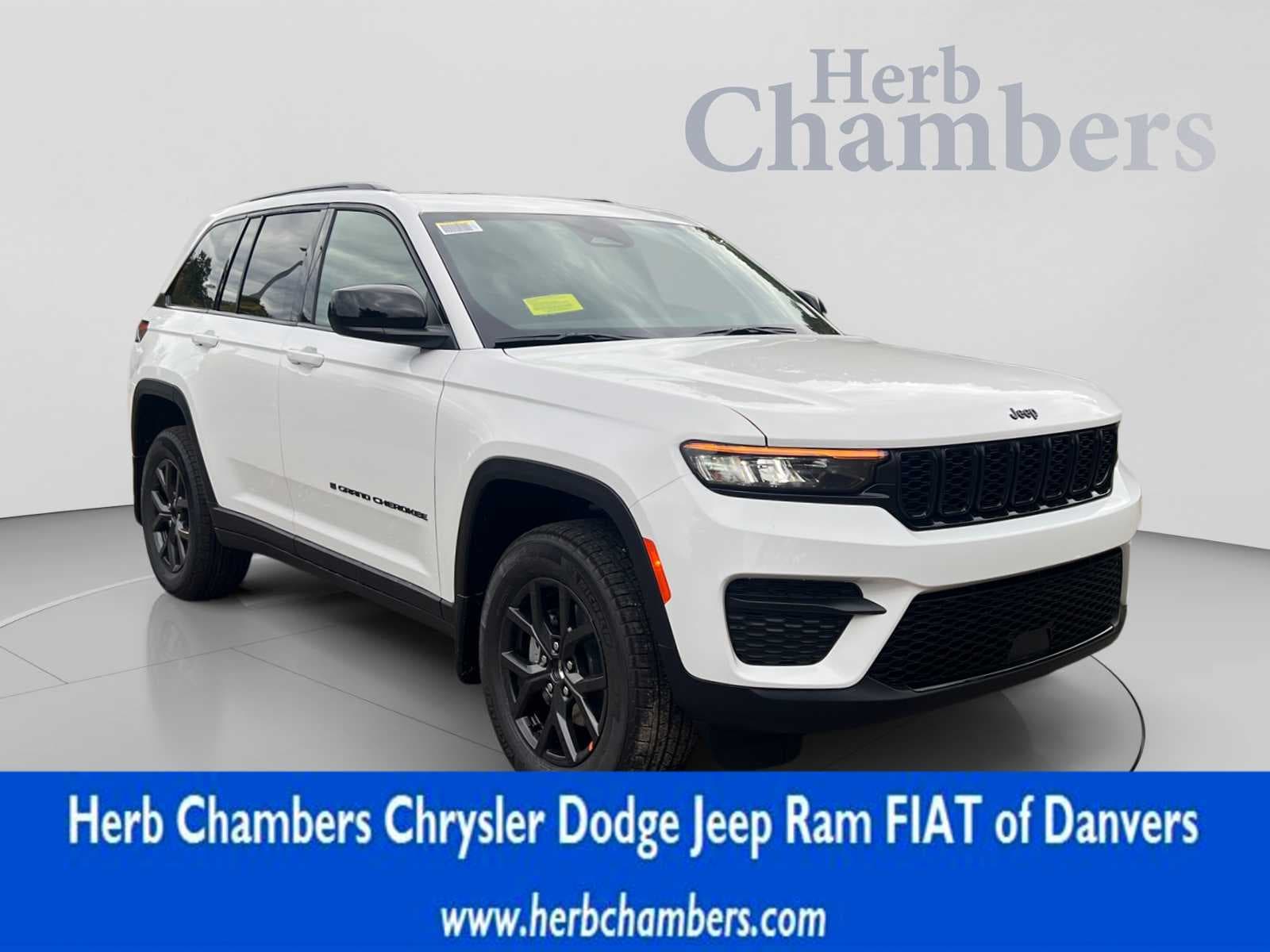 2027 Jeep Grand Cherokee Laredo X — photo 1 of 29