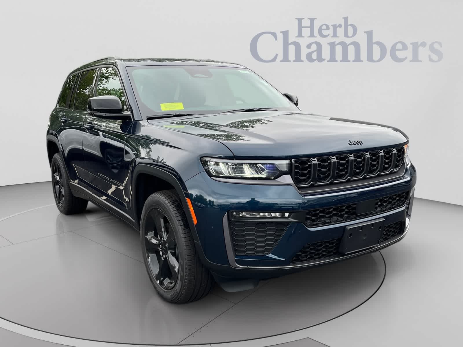 2026 Jeep Grand Cherokee LIMITED 4X4 — photo 1 of 27