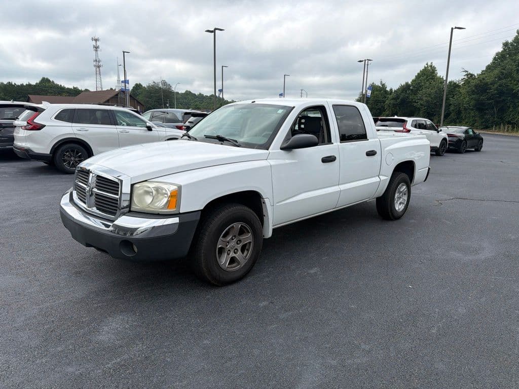 2005 Dodge Dakota SLT — photo 1 of 8