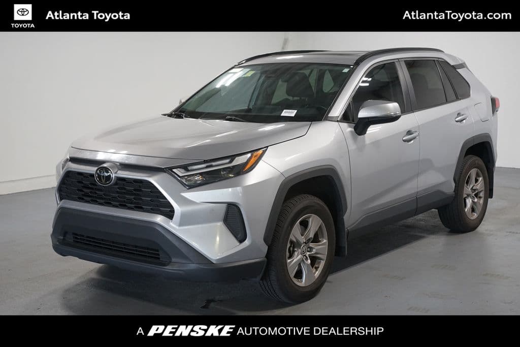 2024 Toyota RAV4 XLE — photo 1 of 7