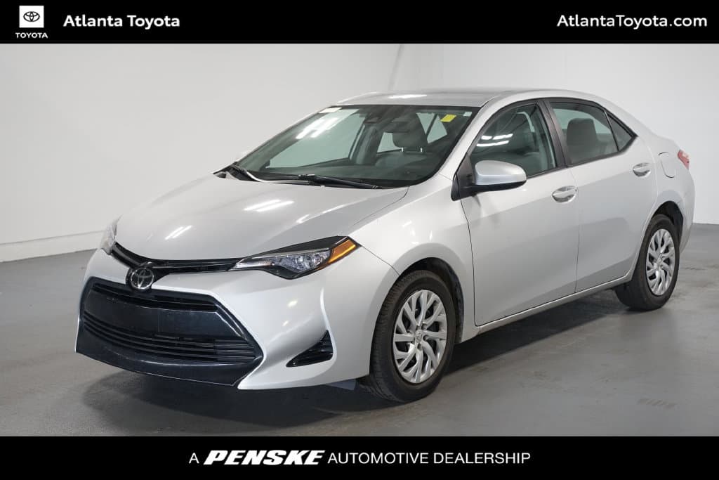 2017 Toyota Corolla LE — photo 1 of 7