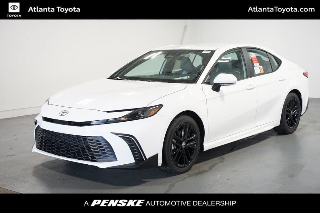 2026 Toyota Camry SE — photo 1 of 68