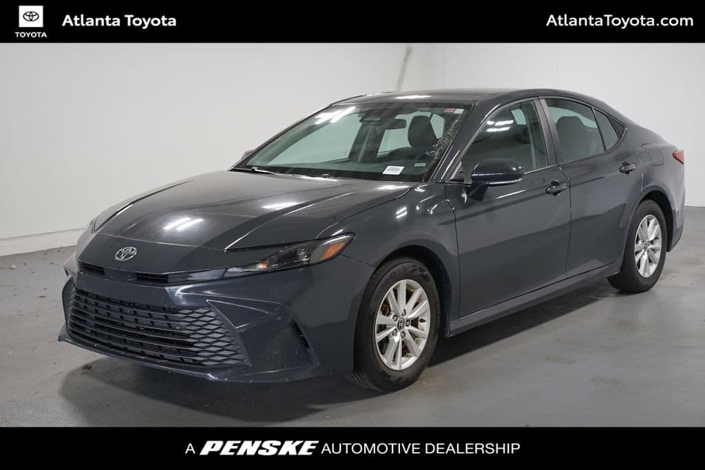 2025 Toyota Camry LE — photo 1 of 7