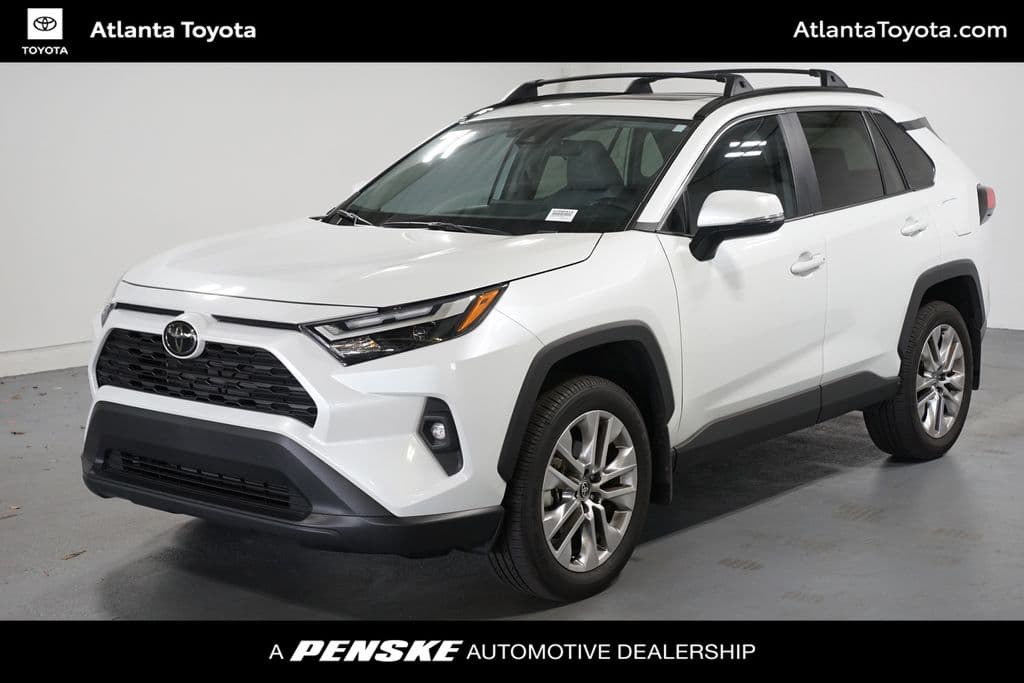 2025 Toyota RAV4 XLE Premium — photo 1 of 7