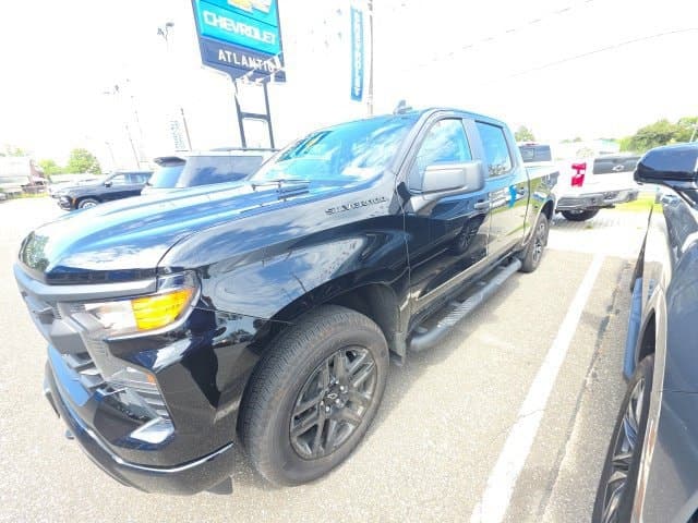 2026 Chevrolet Silverado 1500 Custom — photo 1 of 4