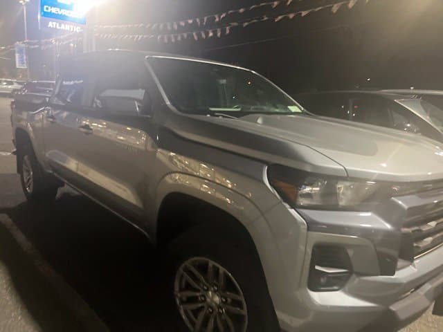 2023 Chevrolet Colorado 2WD LT — photo 1 of 2