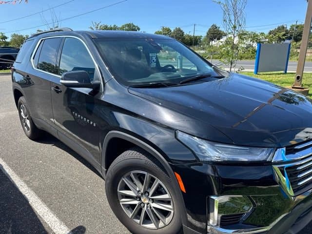 2023 Chevrolet Traverse LT Cloth — photo 1 of 4