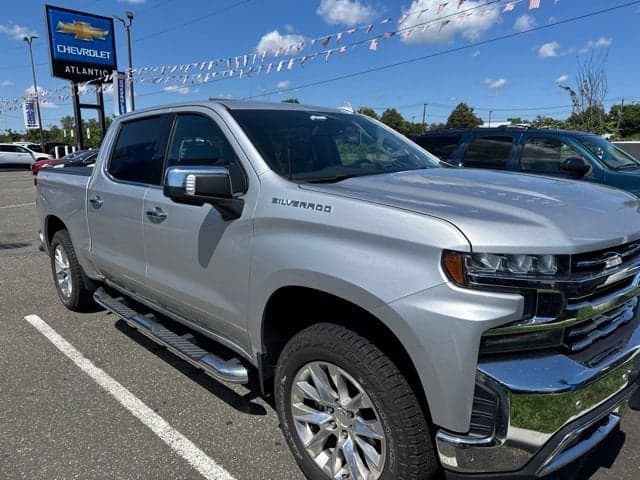 2020 Chevrolet Silverado 1500 LTZ — photo 1 of 4