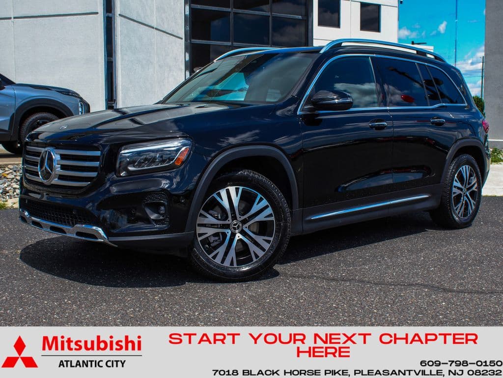 2024 Mercedes-Benz GLB 250 4MATIC — photo 1 of 49