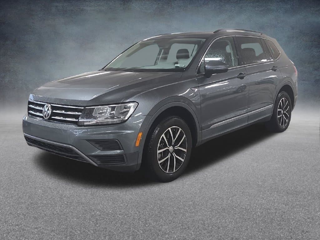 2021 Volkswagen Tiguan Base — photo 1 of 25