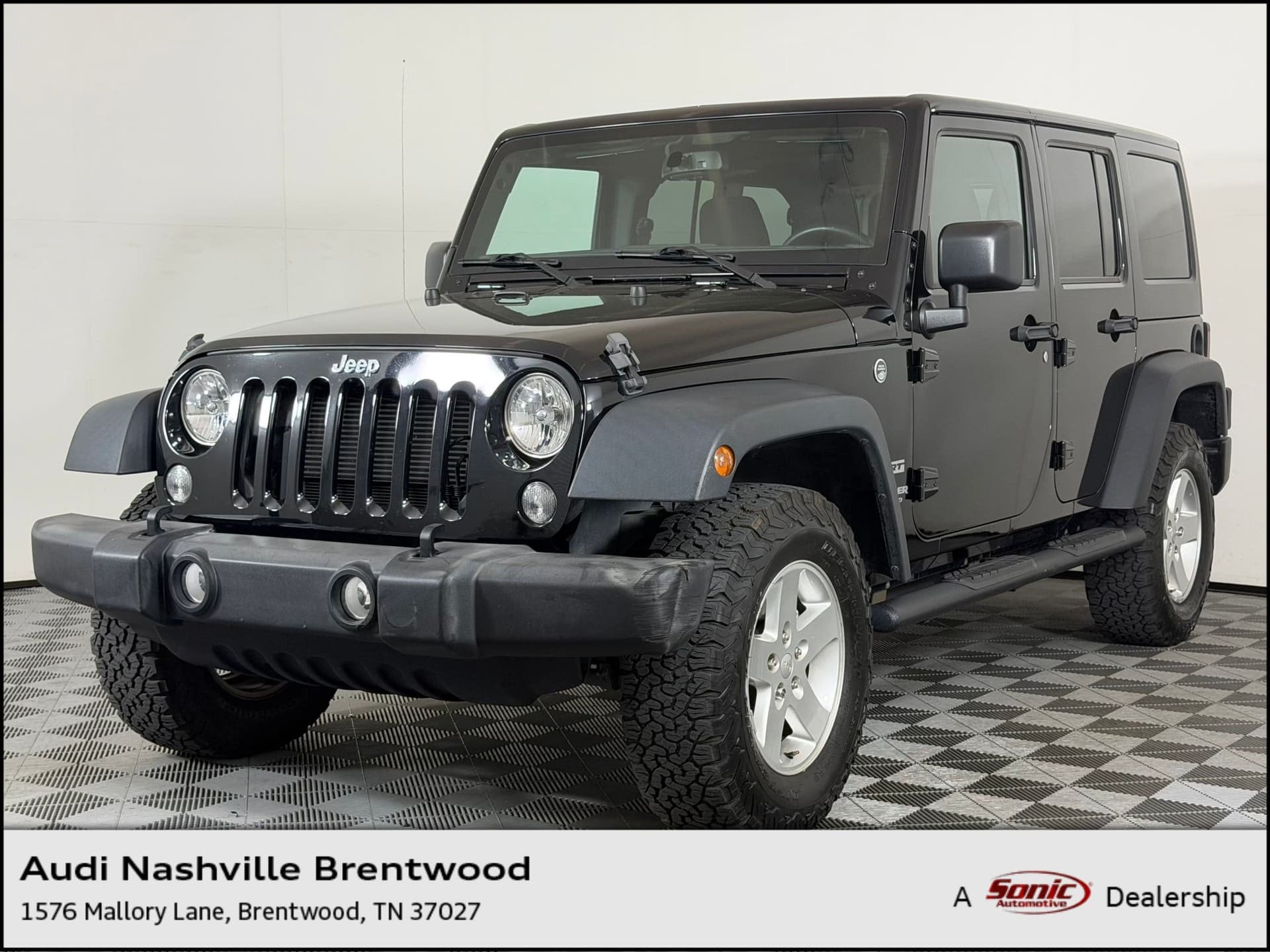 2016 Jeep Wrangler Unlimited Sport — photo 1 of 29