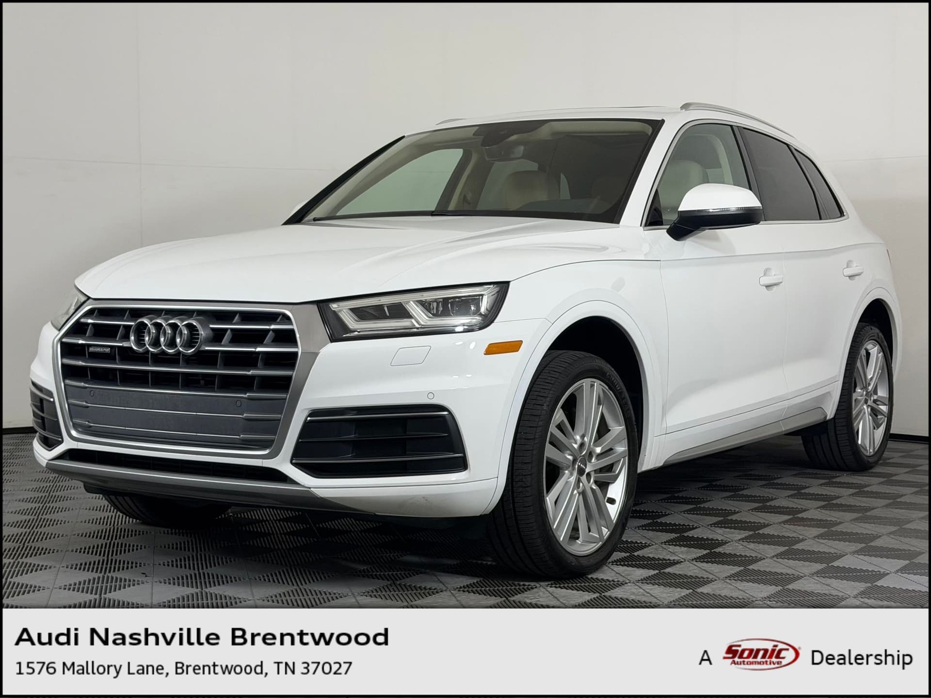 2018 Audi Q5 Premium Plus — photo 1 of 29