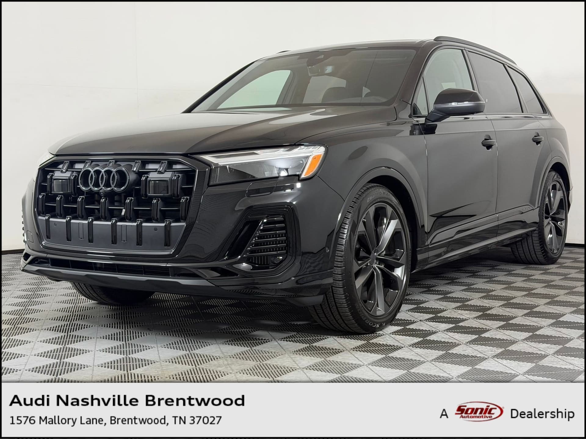2026 Audi Q7 Premium Plus — photo 1 of 30