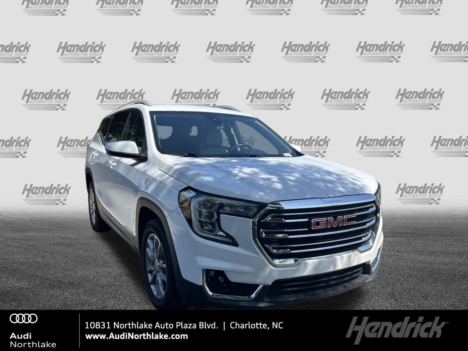 2022 GMC Terrain SLT — photo 1 of 38