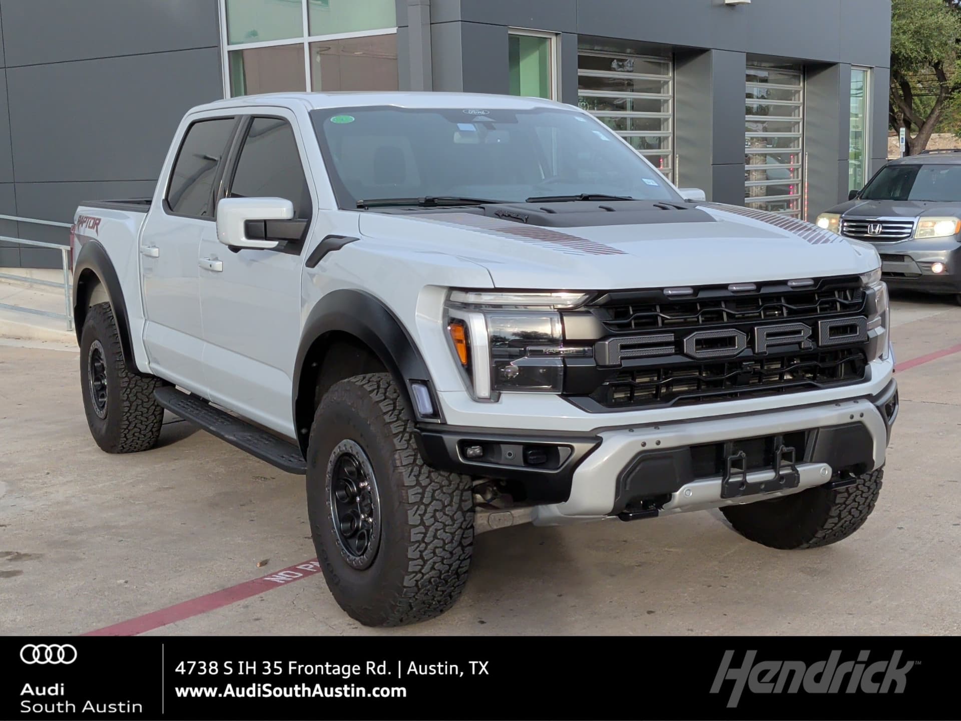 2025 Ford F-150 Raptor — photo 1 of 42