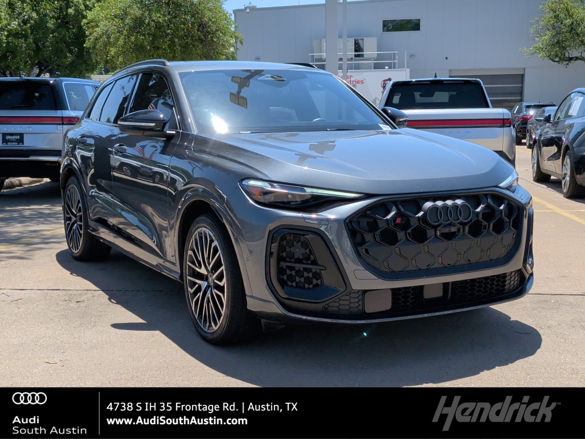 2025 Audi SQ5 Premium Plus — photo 1 of 41