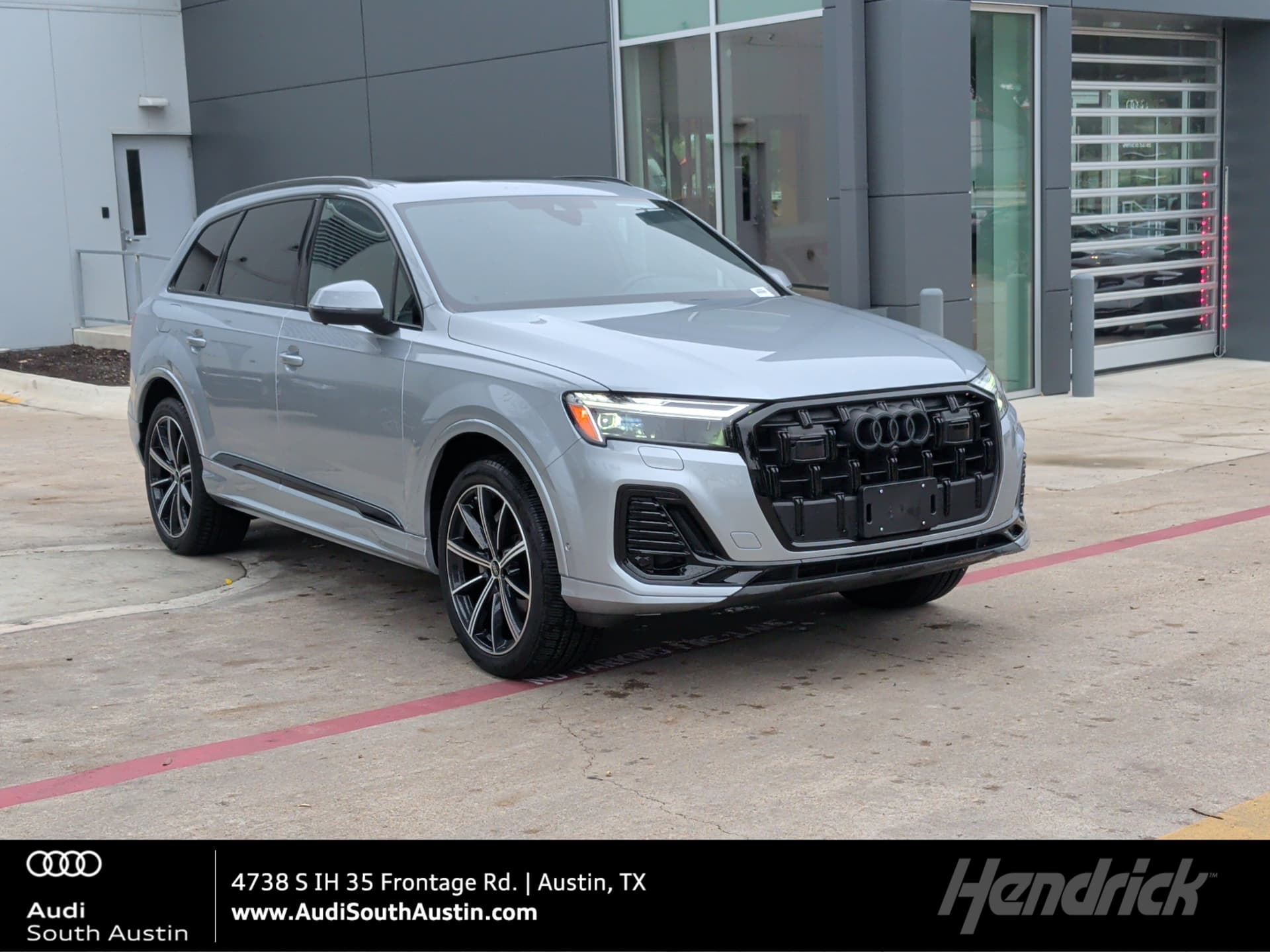 2025 Audi Q7 Premium Plus — photo 1 of 49