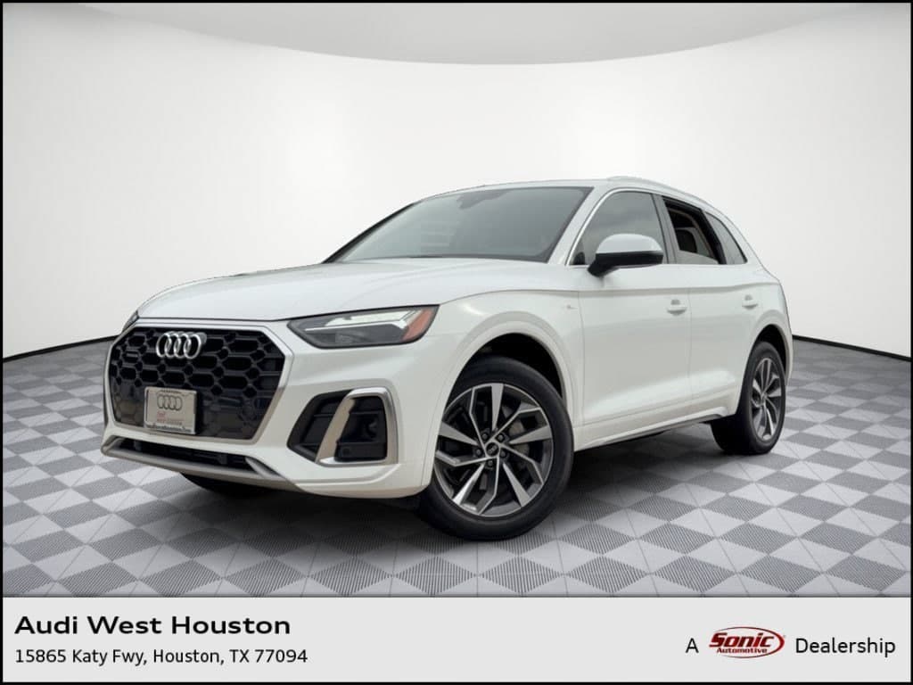 2023 Audi Q5 S line Premium — photo 1 of 31