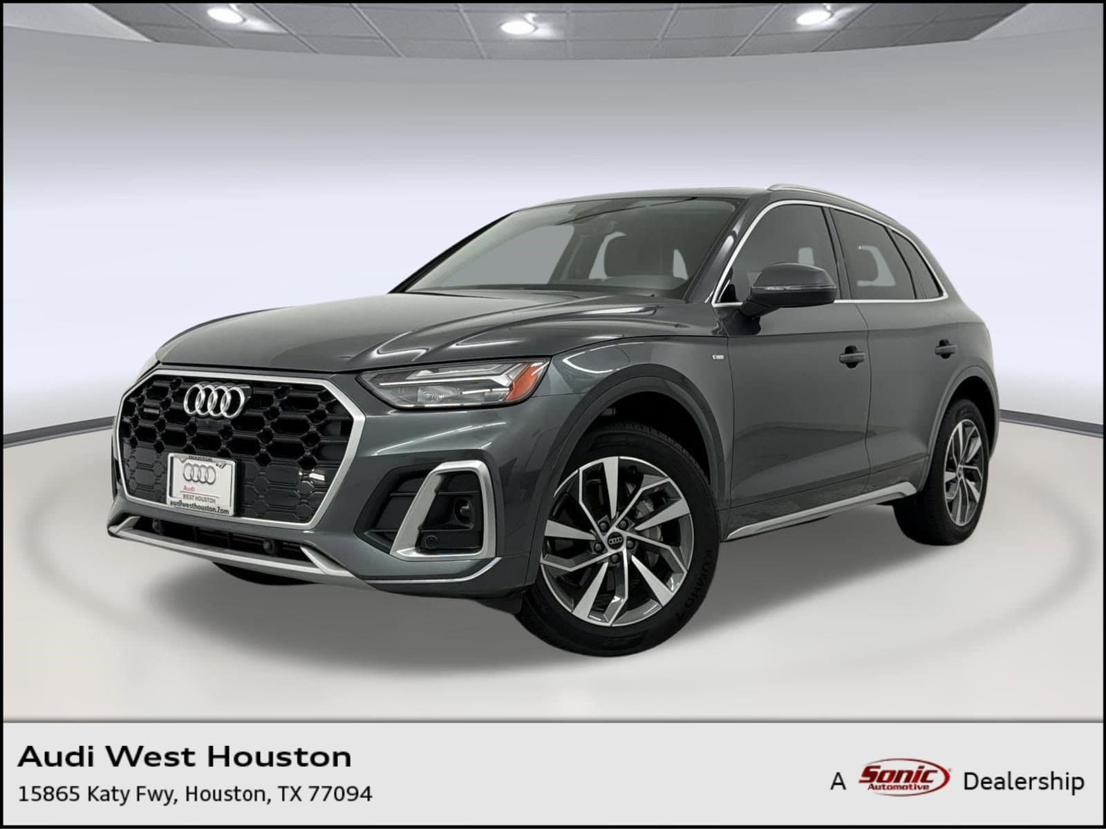 2023 Audi Q5 S line Premium Plus — photo 1 of 31