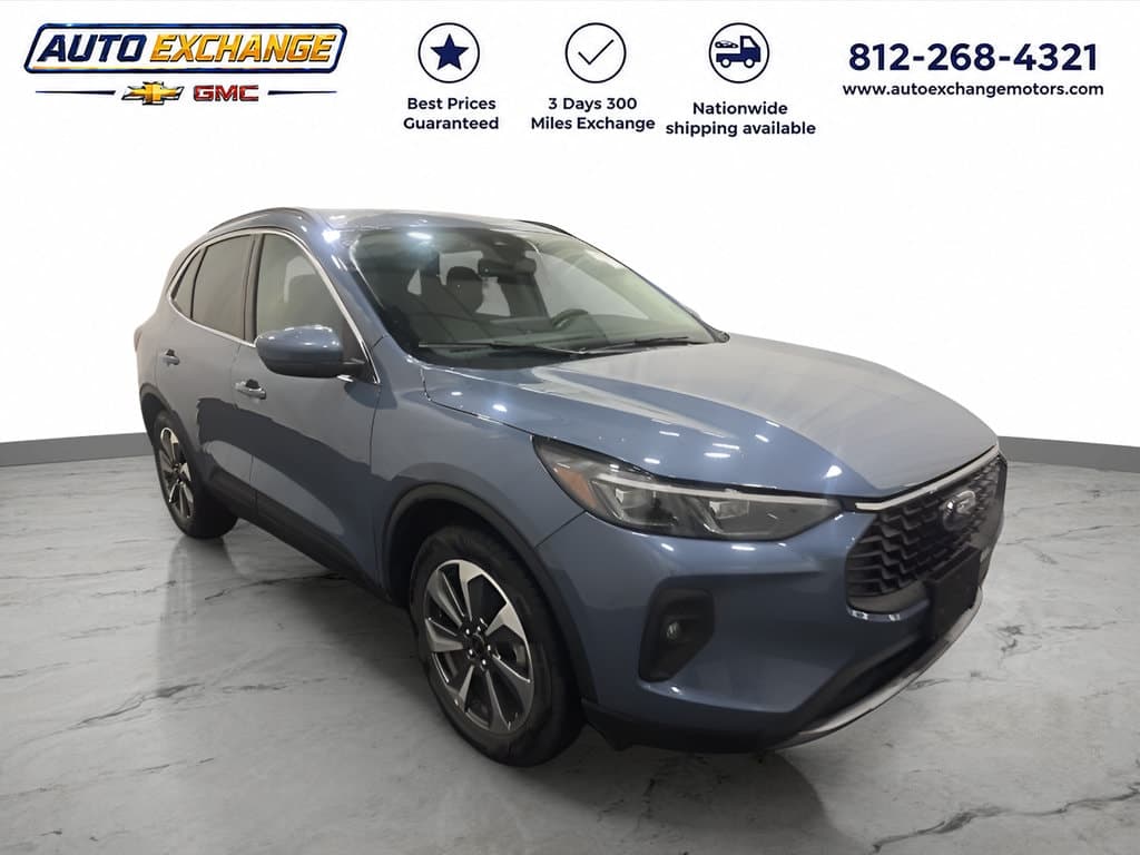 2025 Ford Escape Platinum — photo 1 of 13