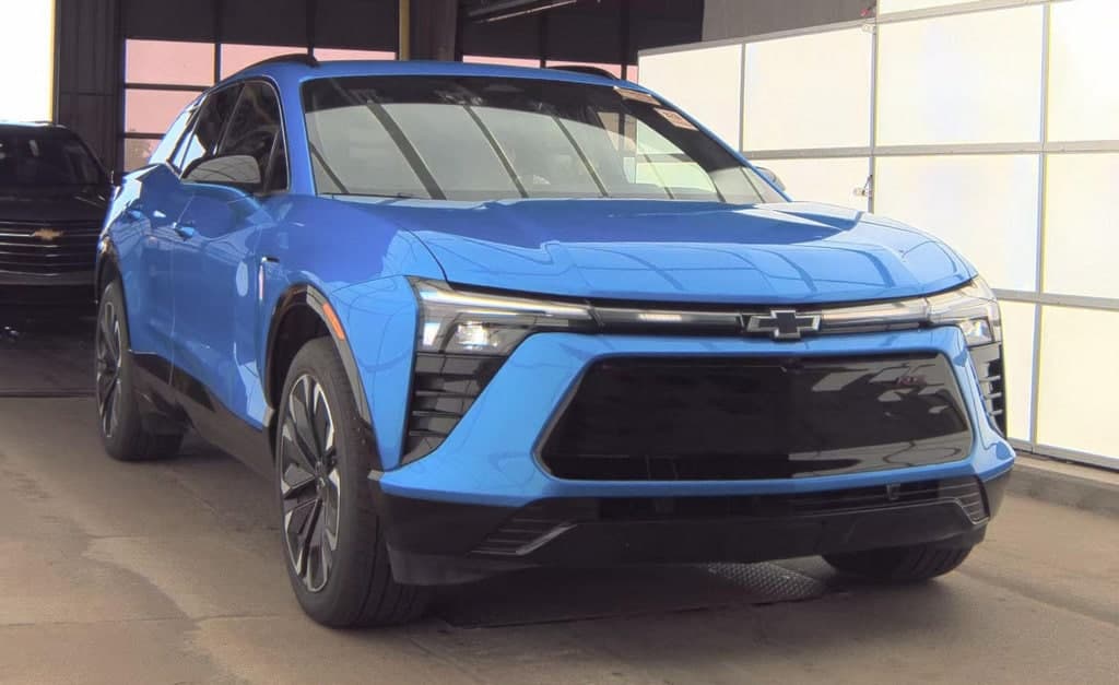 2025 Chevrolet Blazer EV RS — photo 1 of 21