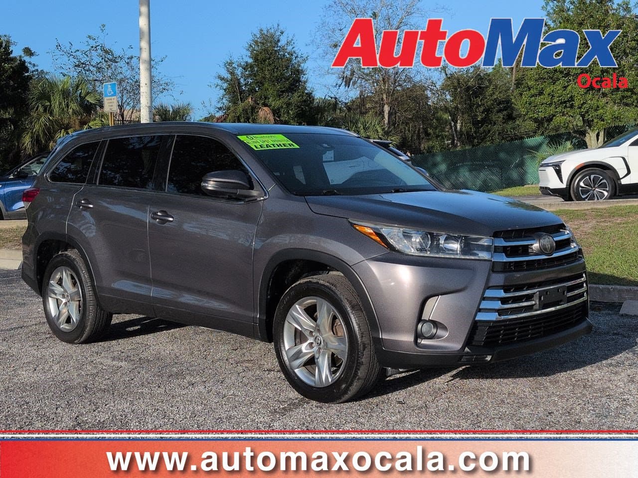 2018 Toyota Highlander Limited — photo 1 of 29