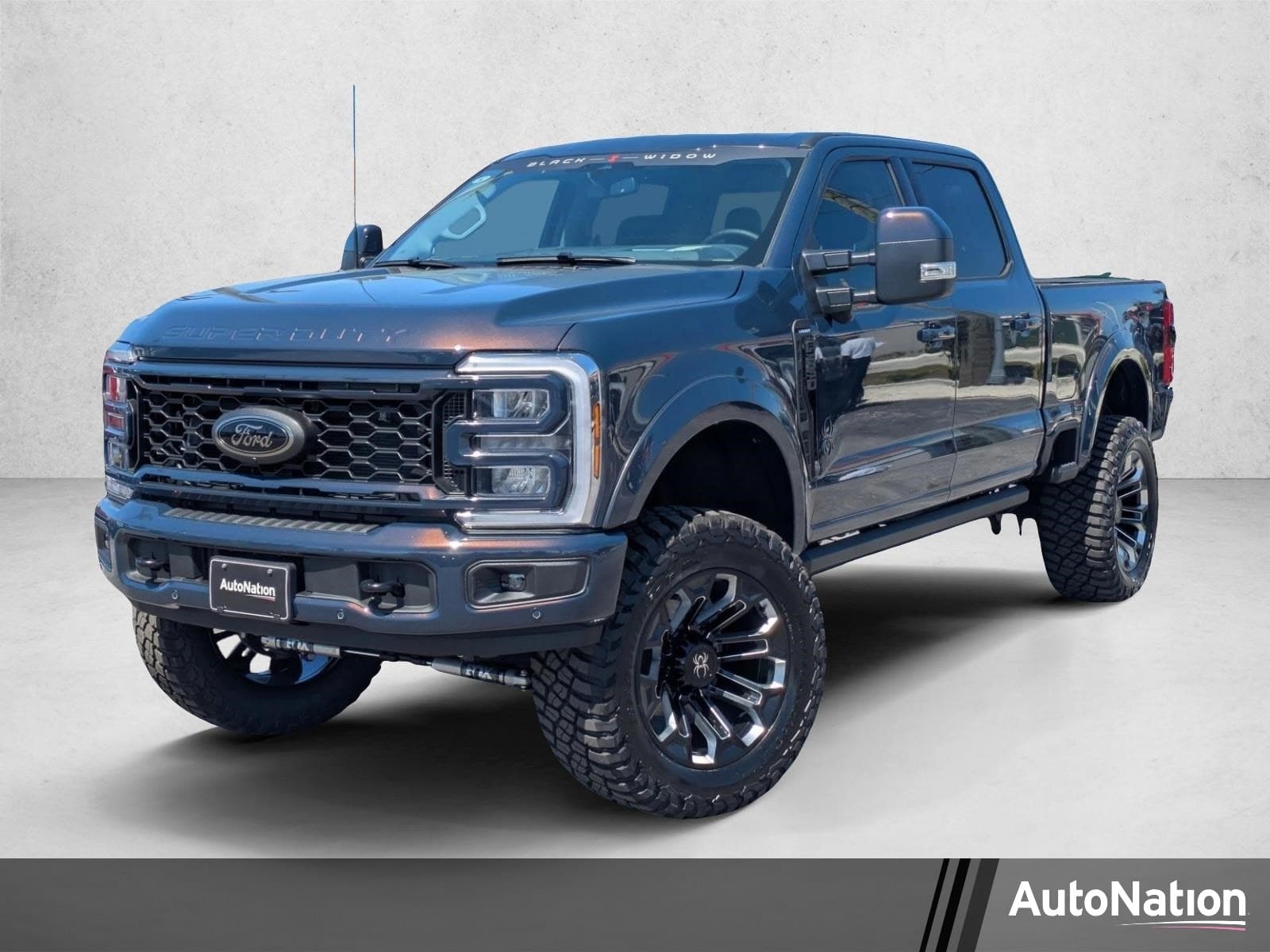 2026 Ford Super Duty F-250 SRW LARIAT — photo 1 of 25