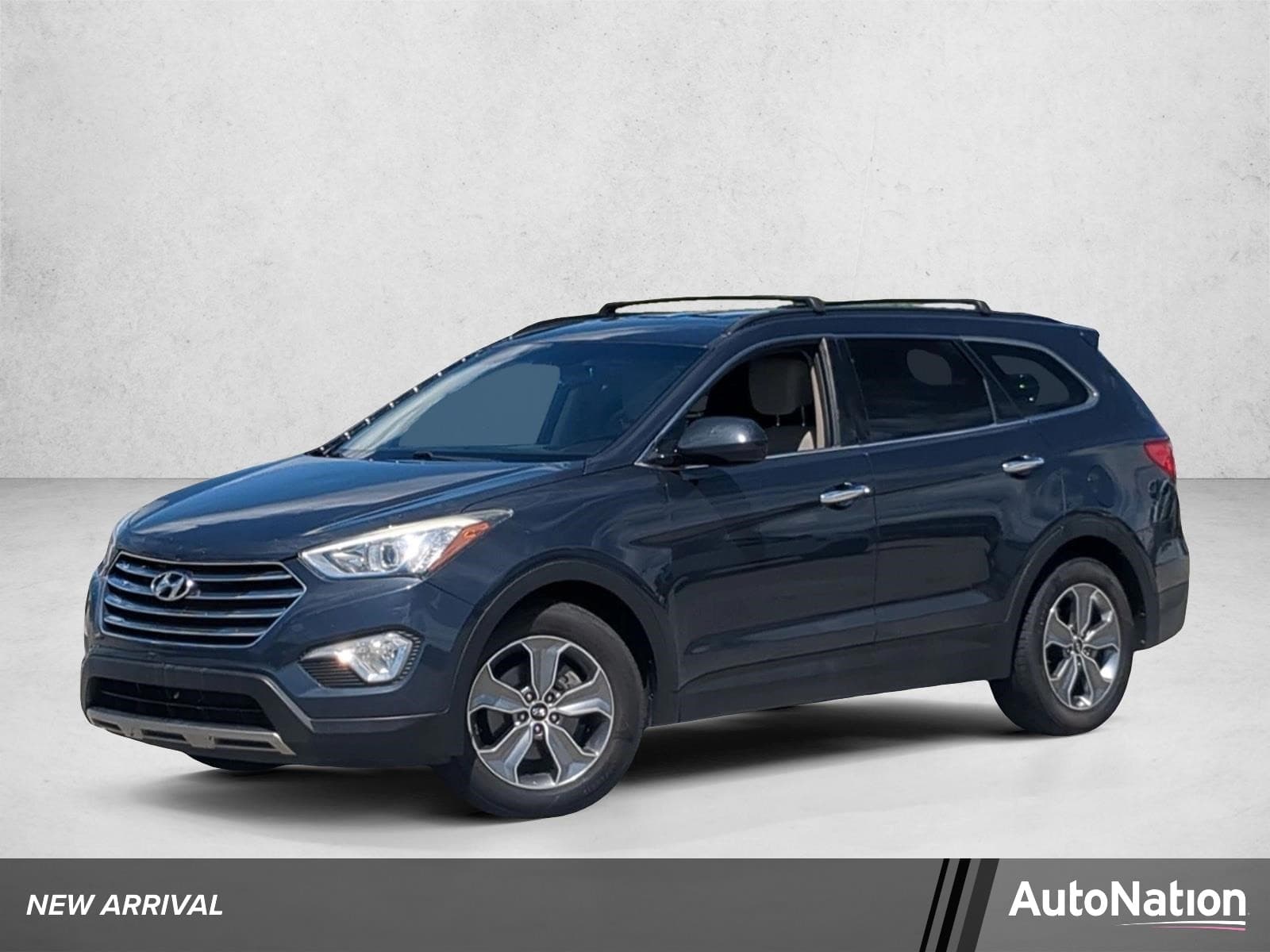 2015 Hyundai Santa Fe GLS — photo 1 of 22