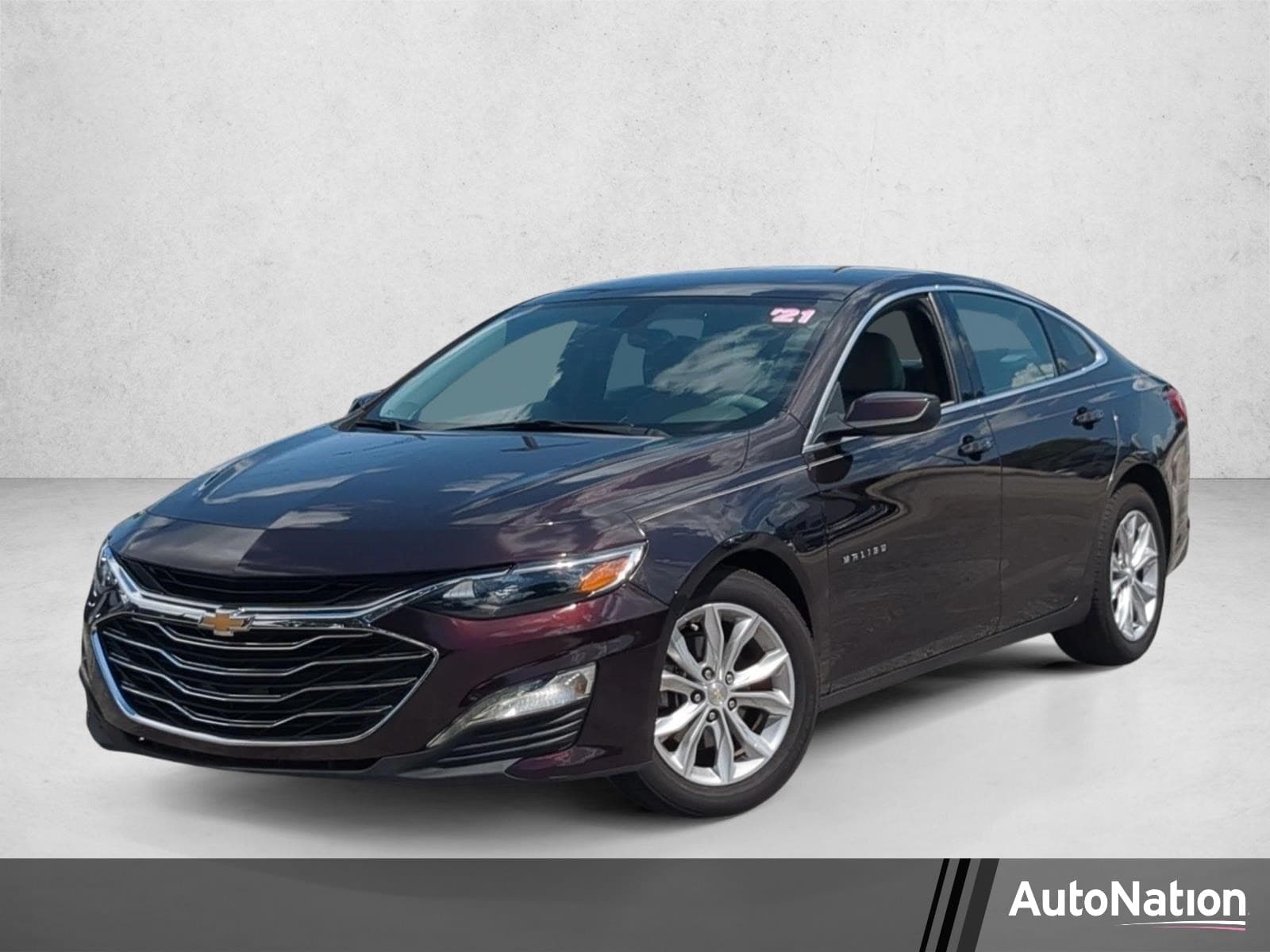 2021 Chevrolet Malibu LT — photo 1 of 23
